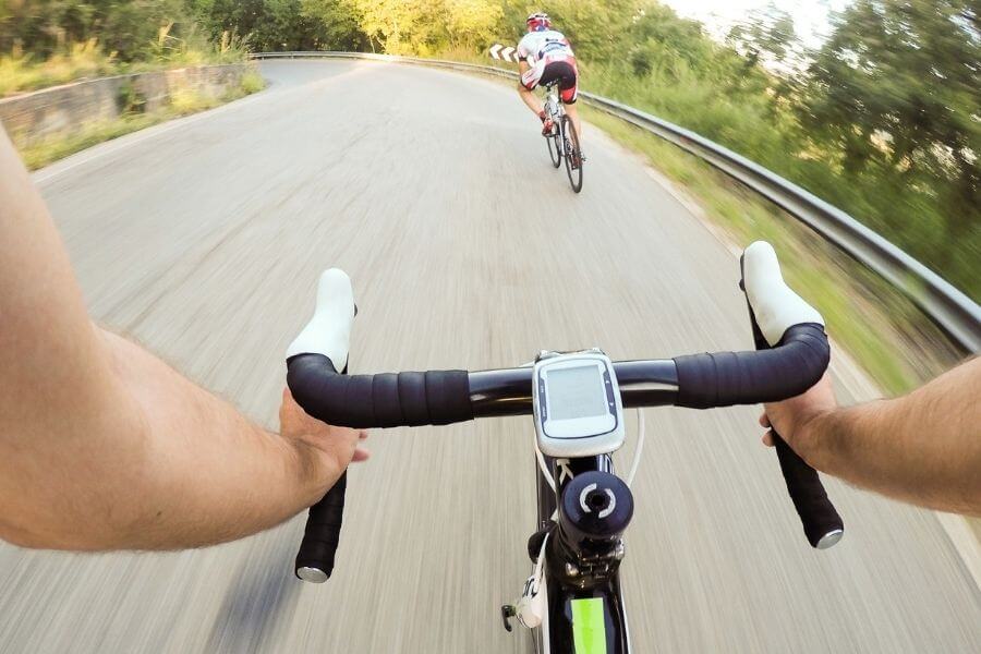 Escritura Diez circuito Cómo elegir manillar para tu bicicleta de carretera | 🚵
