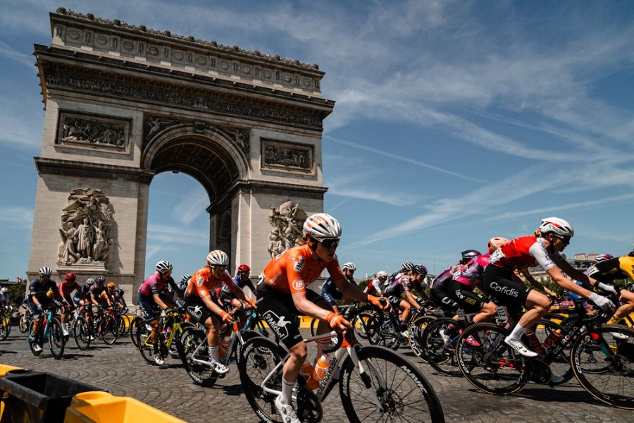 Tour de Francia femenino pelotón