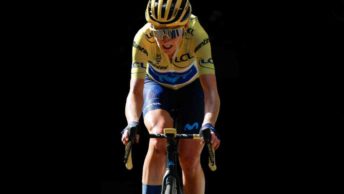 Van Vleuten, con el maillot amarillo del tour de francia