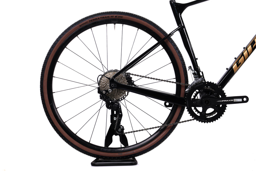 Giant Revolt Advanced 3