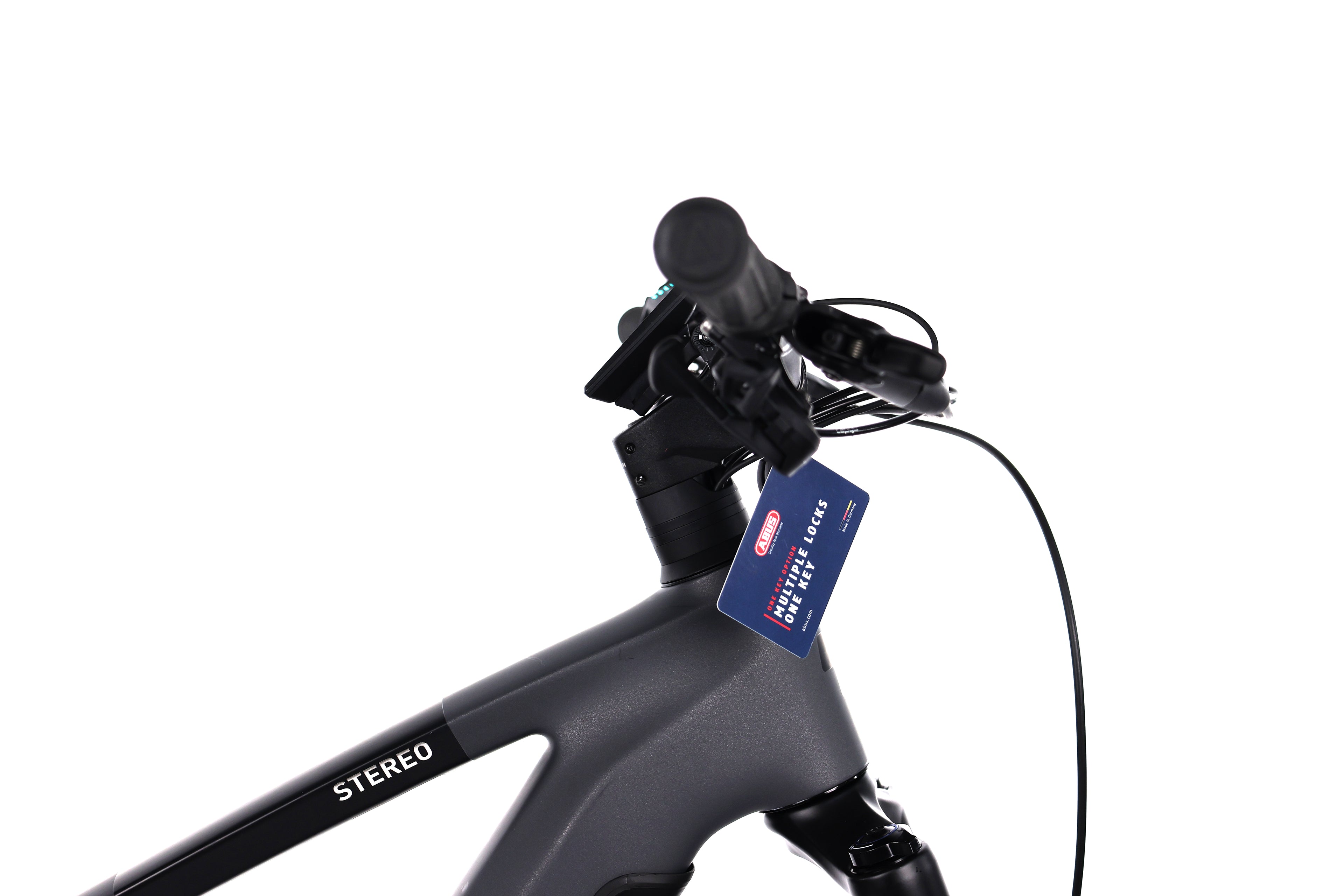 Cube Stereo Hybrid 140HPC RACE 750