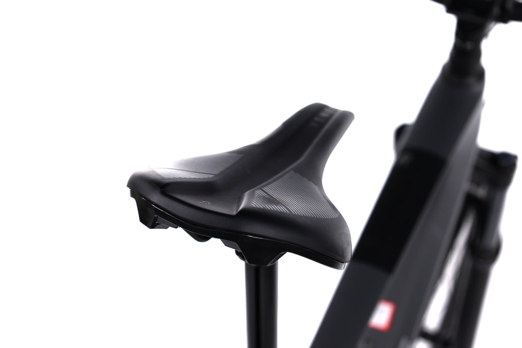 Cube Stereo Hybrid 140HPC RACE 750